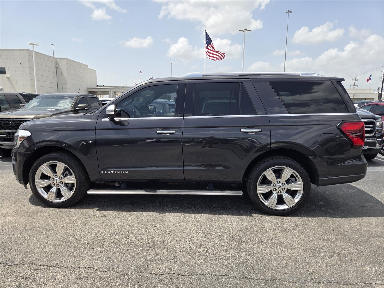 2023 Ford EXPEDITION PLATIN