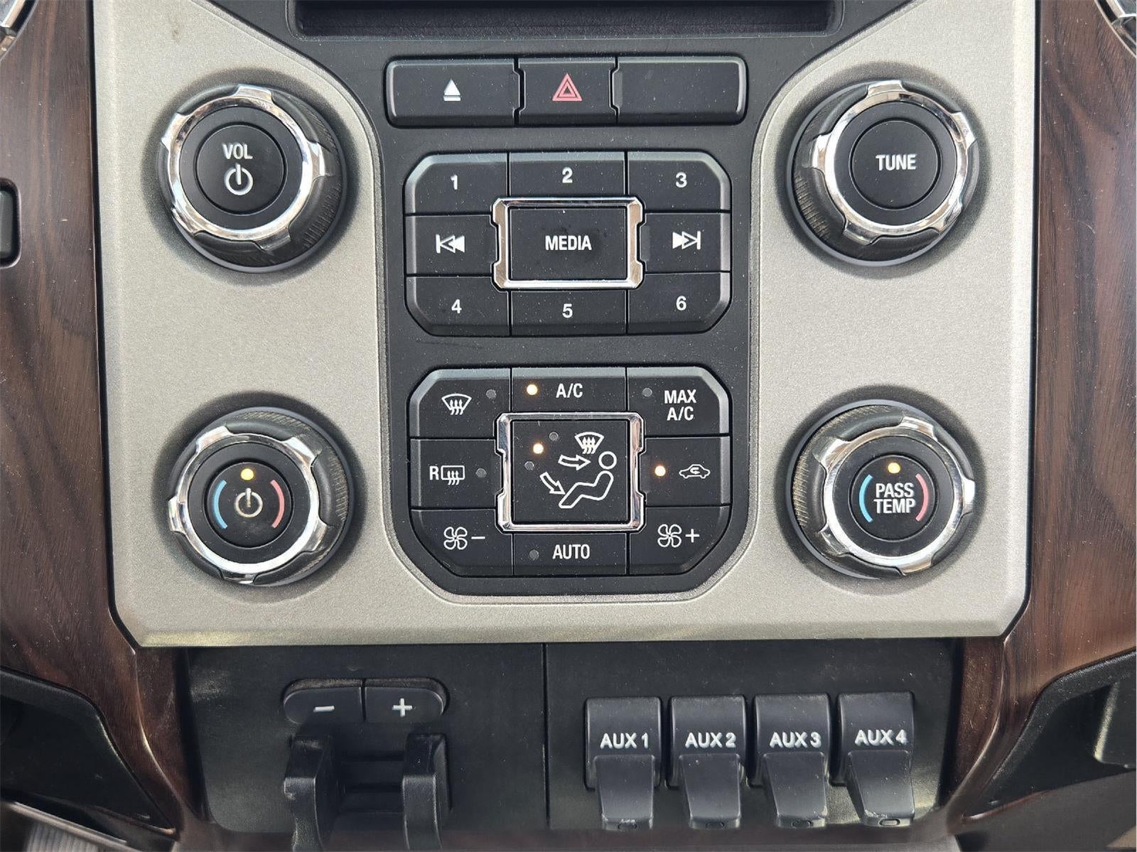 2014 Ford Super Duty F-250 Lariat