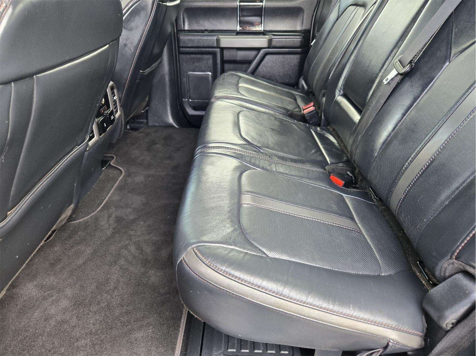 2022 Ford Super Duty F-250 Platinum