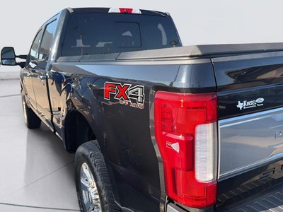 2017 Ford Super Duty F-250 Platinum