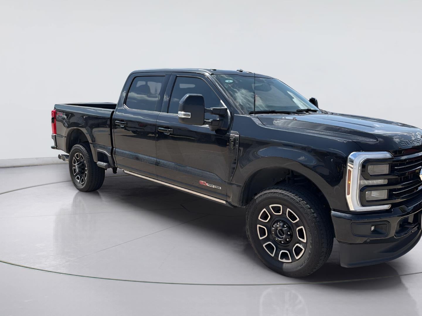 2025 Ford Super Duty F-250 Platinum