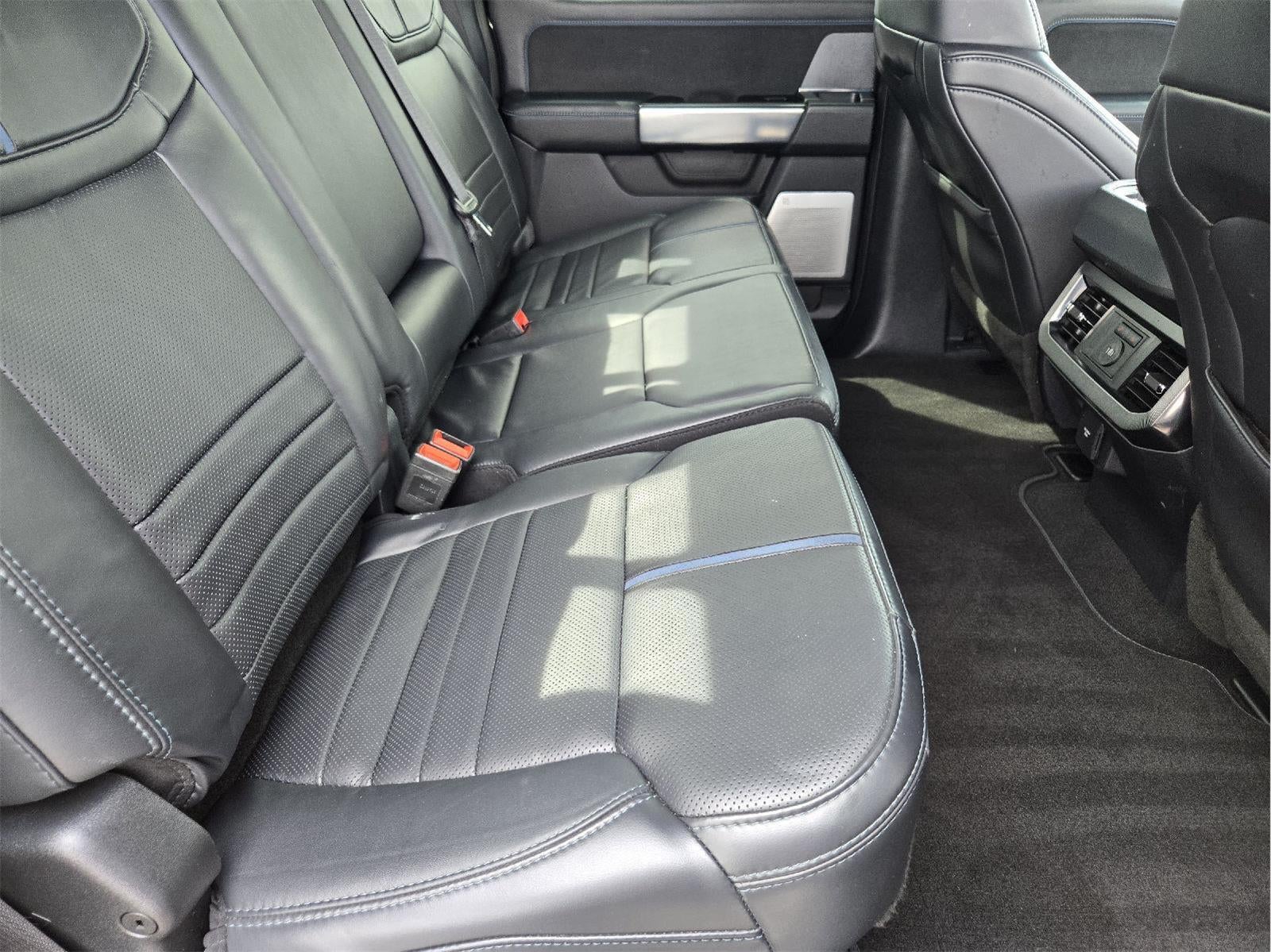 2025 Ford Super Duty F-250 Platinum