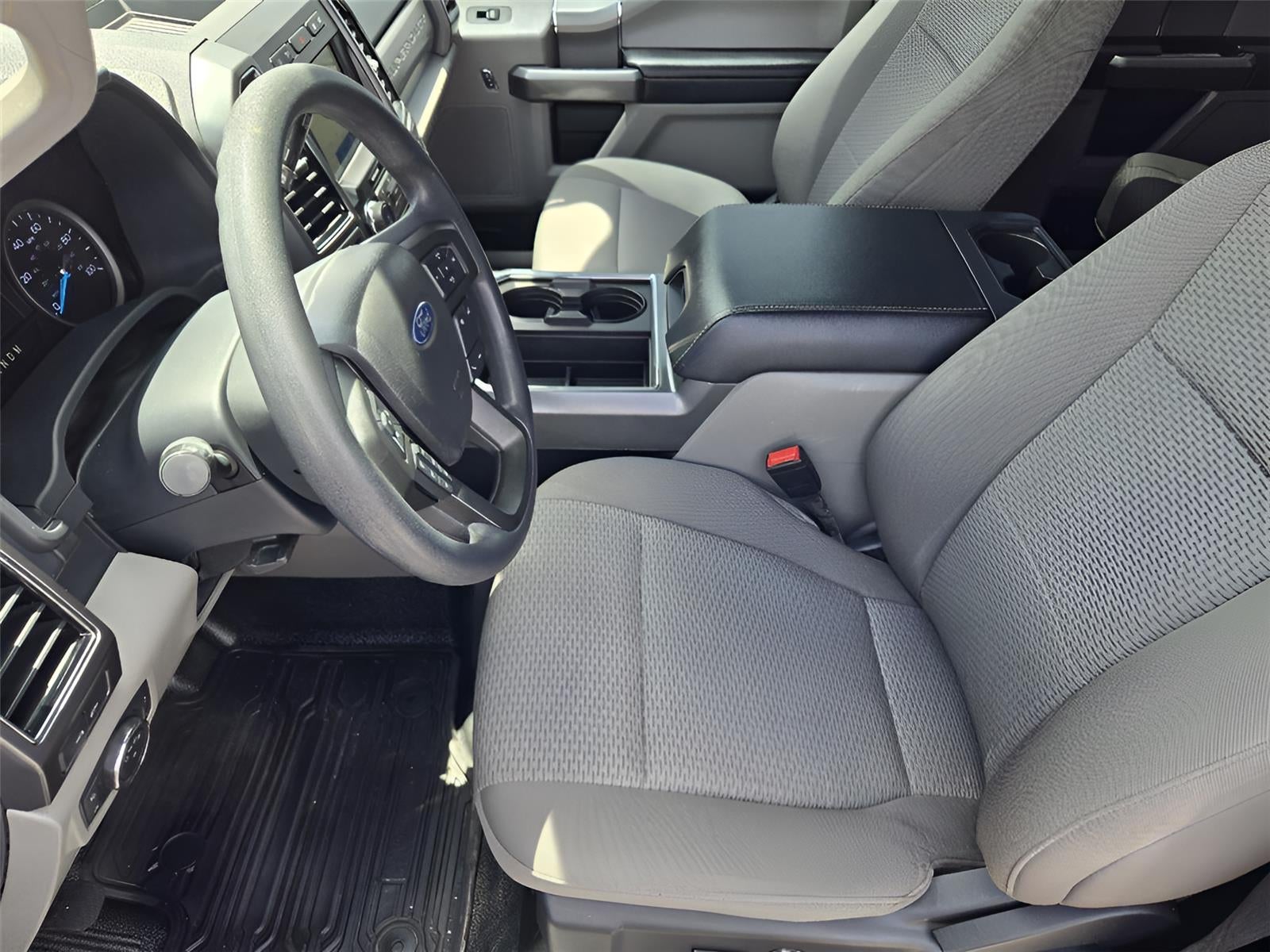 2022 Ford Super Duty F-250 SRW XLT