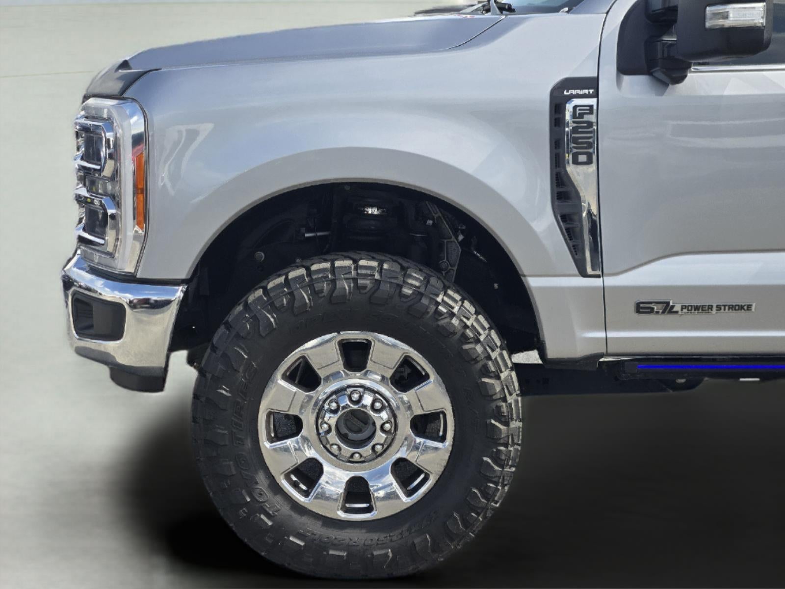 2023 Ford Super Duty F-250 Srw LARIAT