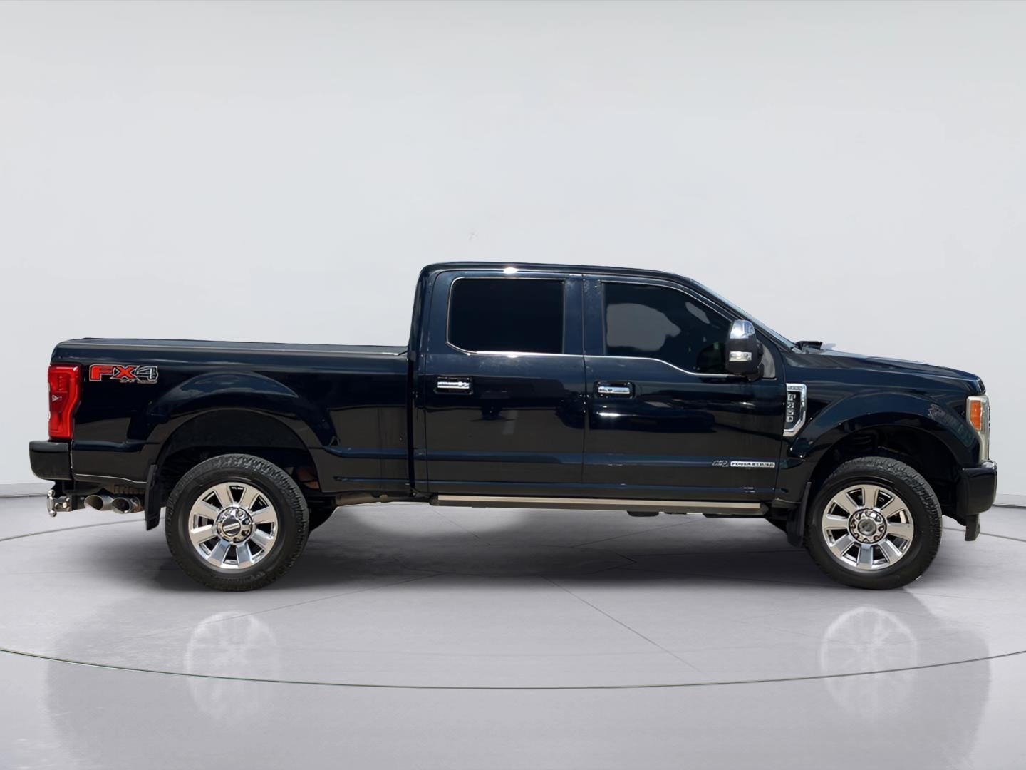 2017 Ford Super Duty F-350 Platinum