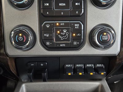 2015 Ford Super Duty F-350 SRW Platinum