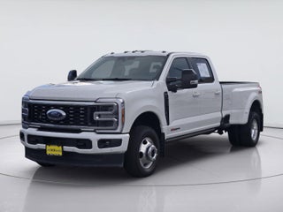 2025 Ford Super Duty F-350 Drw Platinum