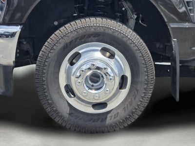 2024 Ford Super Duty F-350 DRW LARIAT