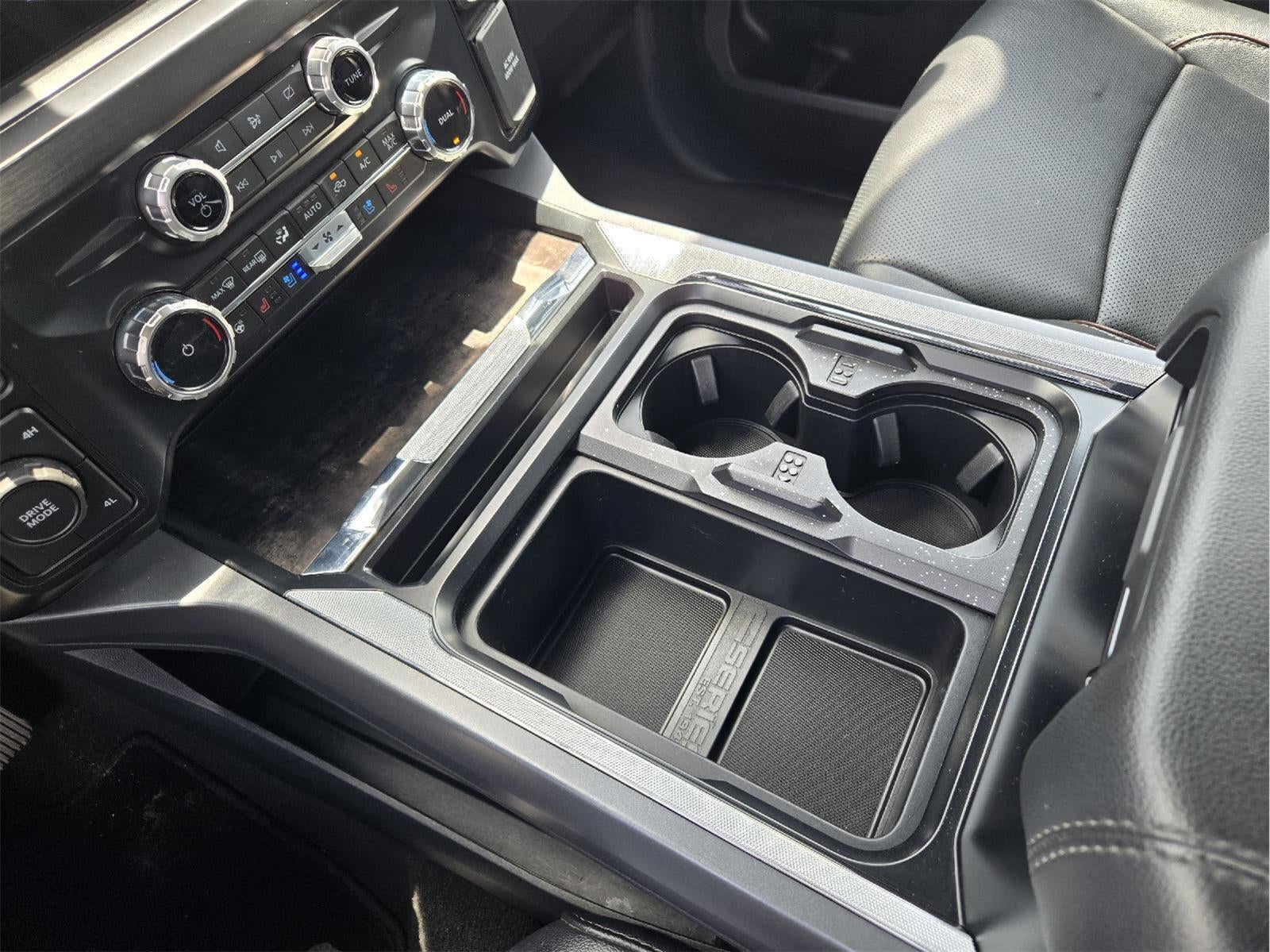 2024 Ford Super Duty F-350 DRW LARIAT