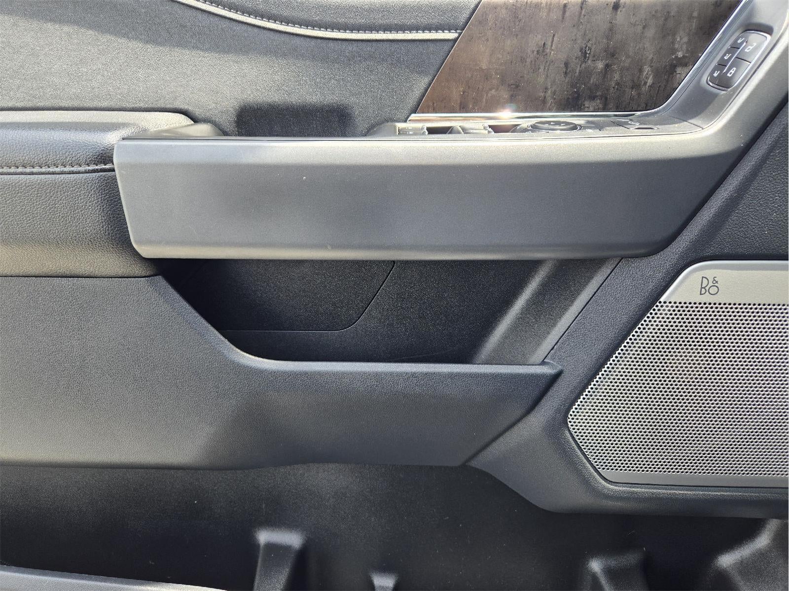 2024 Ford Super Duty F-350 DRW LARIAT