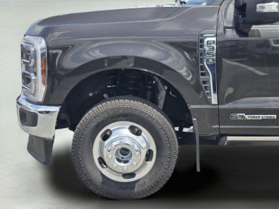 2024 Ford Super Duty F-350 DRW LARIAT