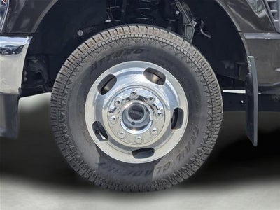 2024 Ford Super Duty F-350 DRW LARIAT
