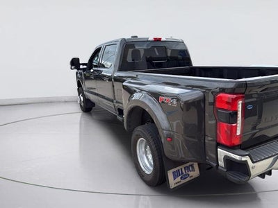 2024 Ford Super Duty F-350 DRW LARIAT