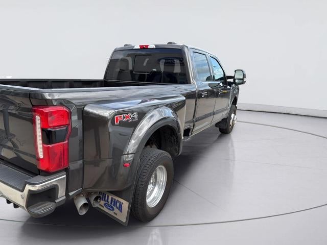 2024 Ford Super Duty F-350 DRW LARIAT