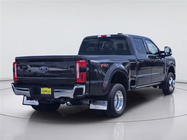 2024 Ford Super Duty F-350 DRW LARIAT