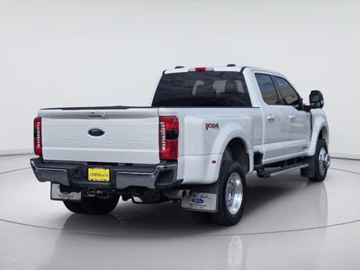 2026 Ford Super Duty F-450 DRW Lariat