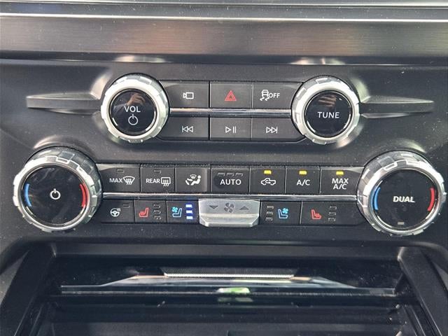 2026 Ford Super Duty F-450 DRW Lariat