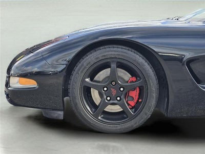 2004 Chevrolet Corvette Base