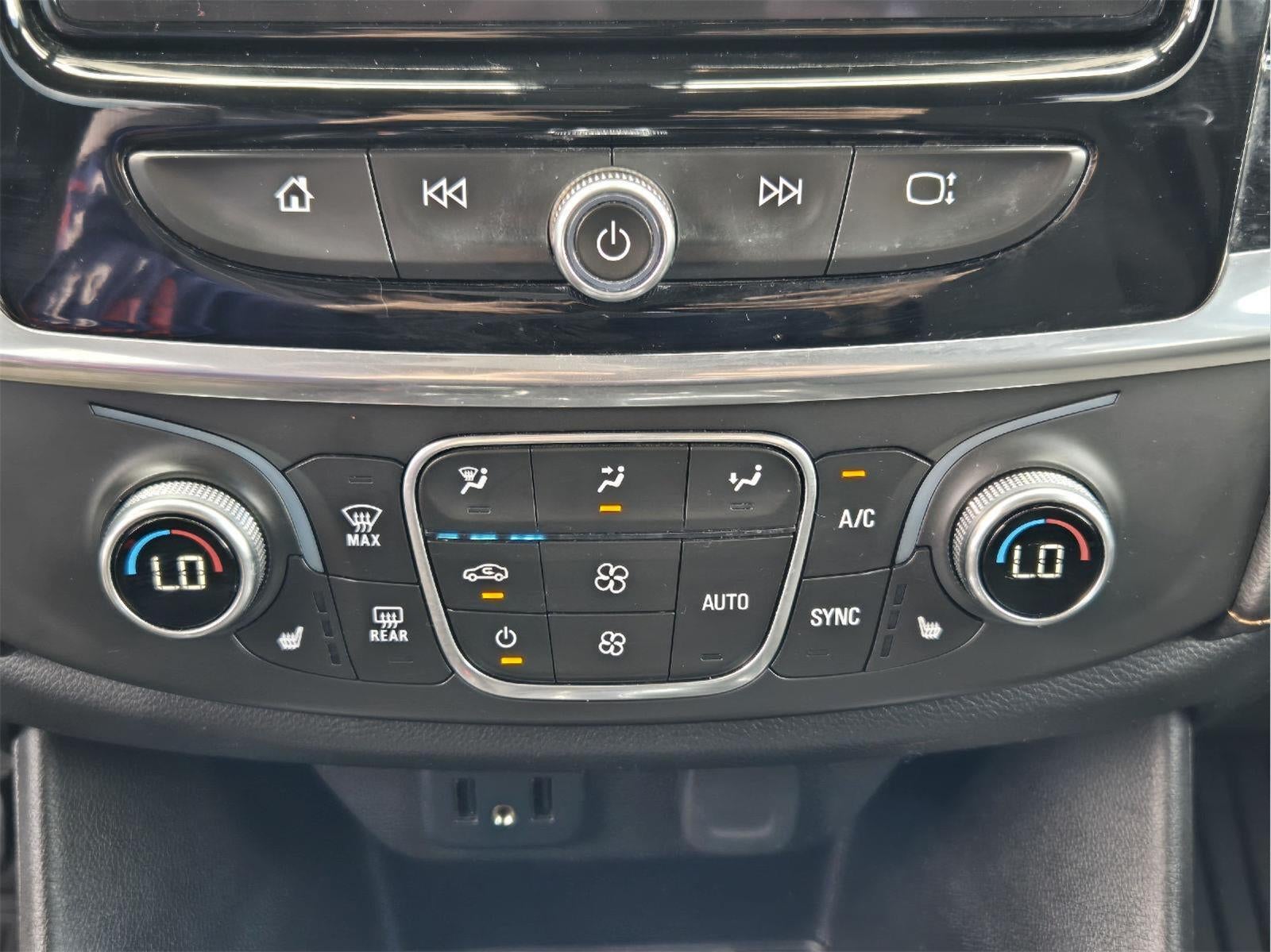2019 Chevrolet Traverse LT Cloth