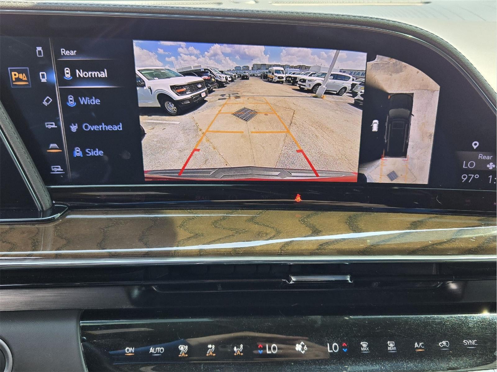 2024 Cadillac Escalade 4WD Sport Platinum