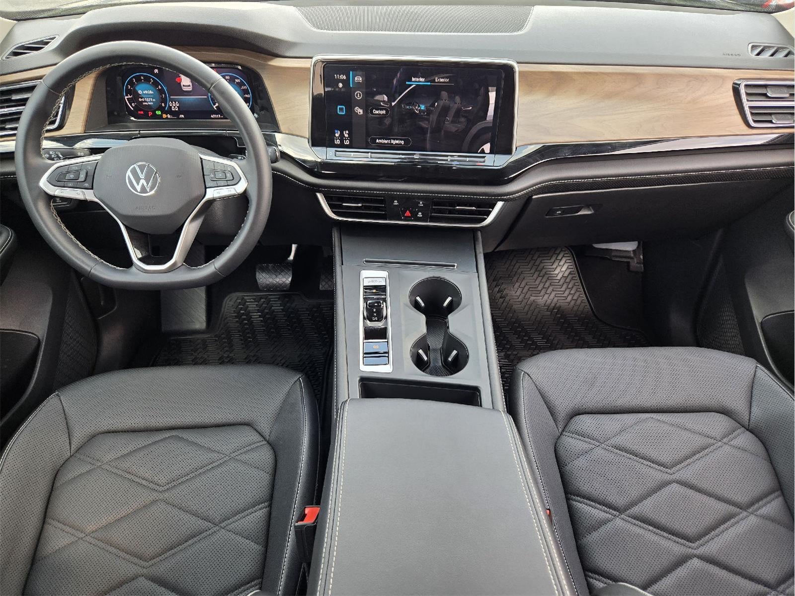 2024 Volkswagen Atlas 2.0T SE