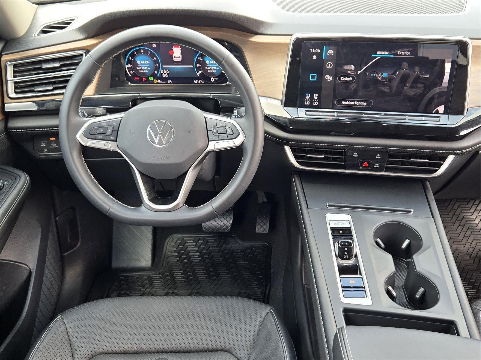 2024 Volkswagen Atlas 2.0T SE