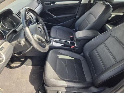 2019 Volkswagen Passat 2.0T Wolfsburg Edition