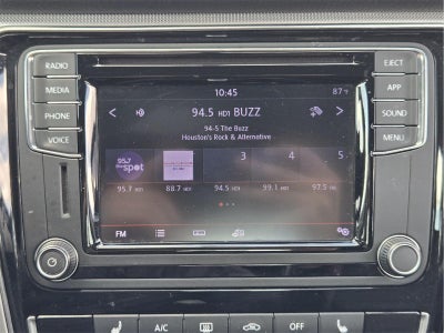 2019 Volkswagen Passat 2.0T Wolfsburg Edition