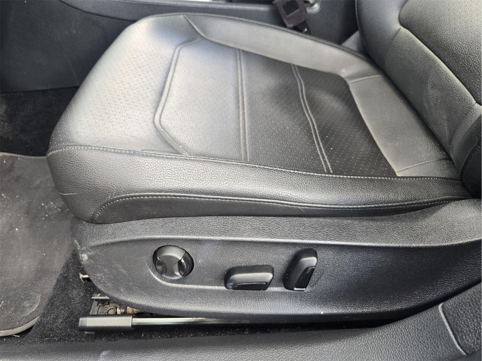 2019 Volkswagen Passat 2.0T Wolfsburg Edition