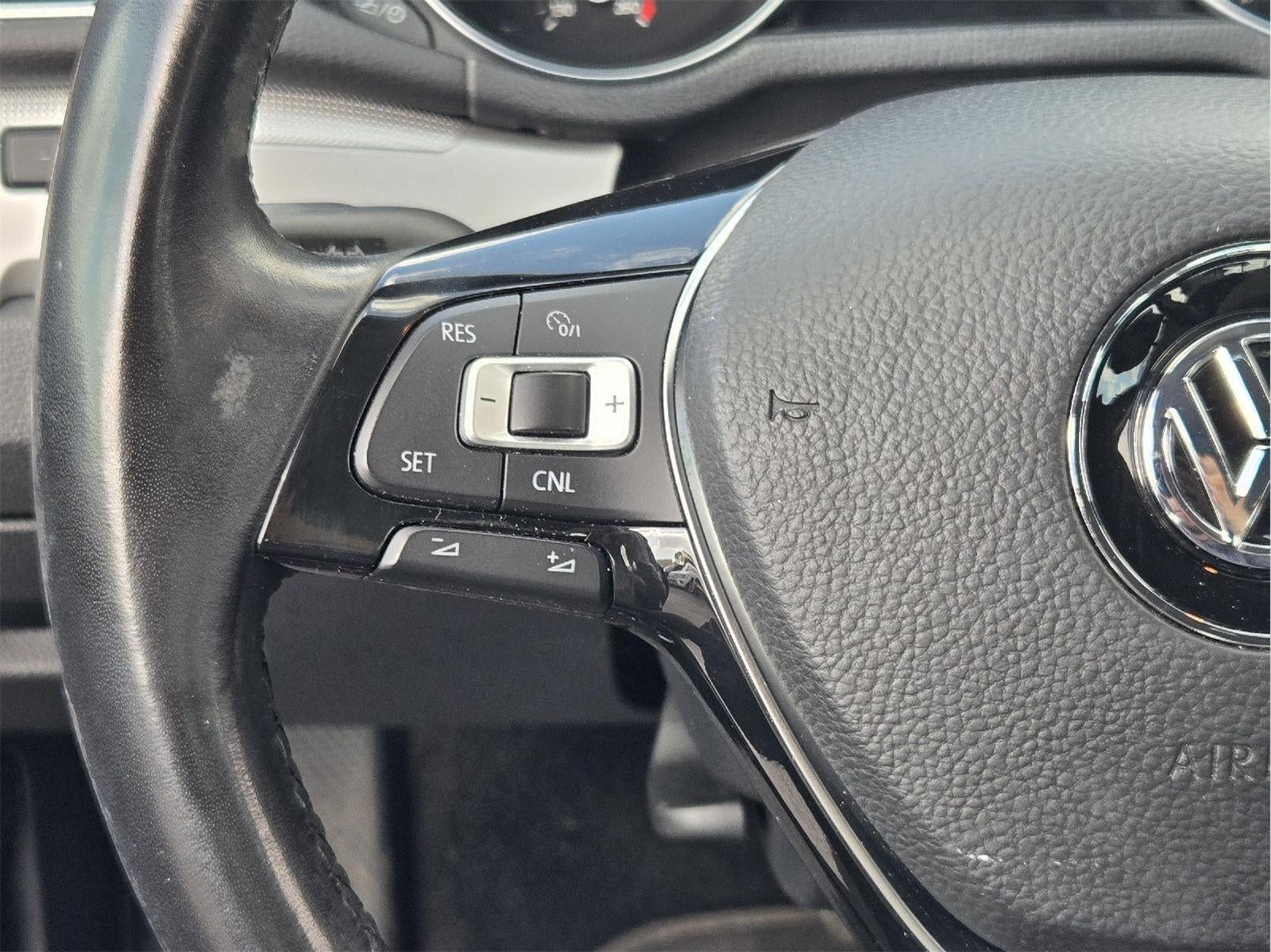 2019 Volkswagen Passat 2.0T Wolfsburg Edition