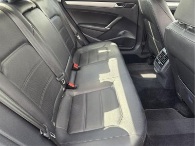 2019 Volkswagen Passat 2.0T Wolfsburg Edition