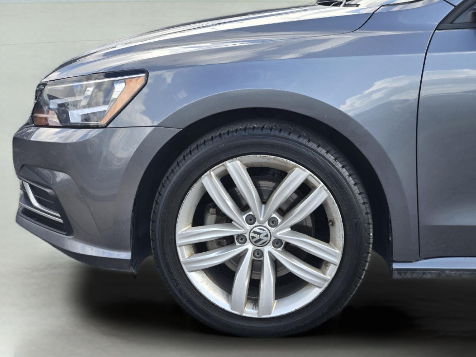 2019 Volkswagen Passat 2.0T Wolfsburg Edition