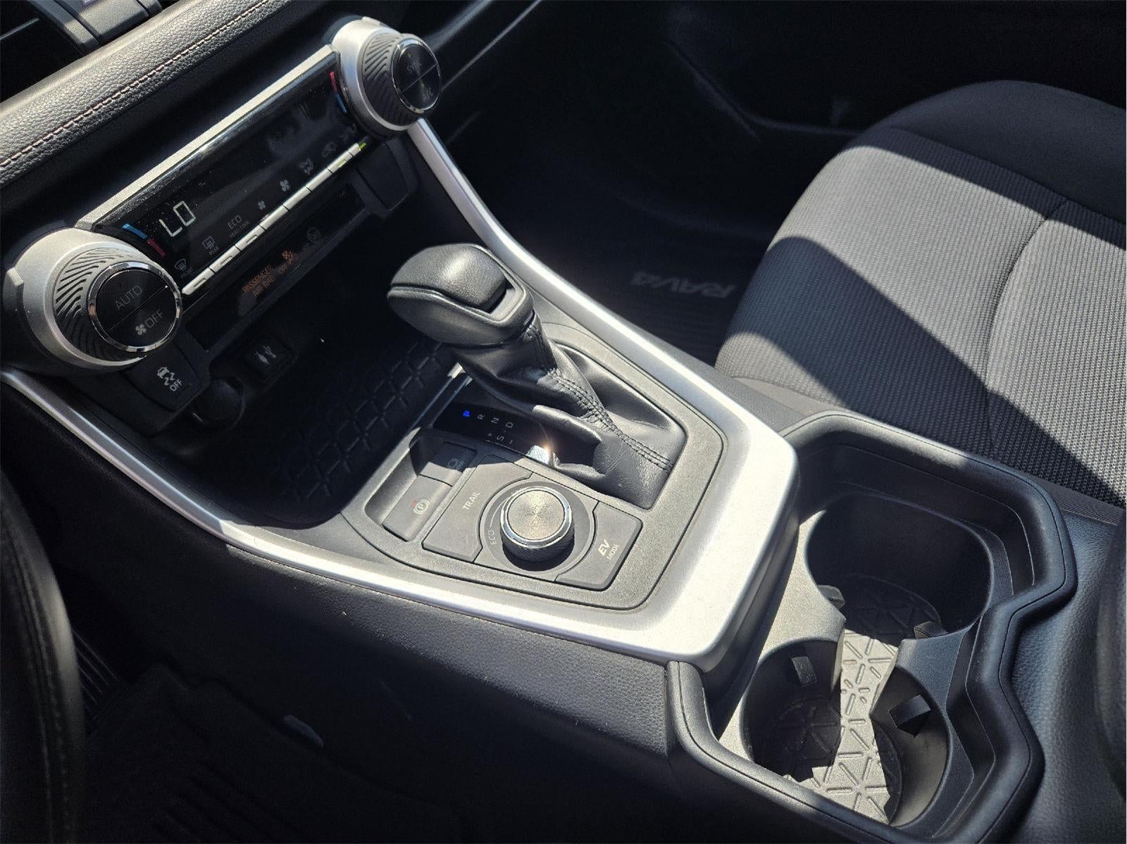 2019 Toyota RAV4 Hybrid LE