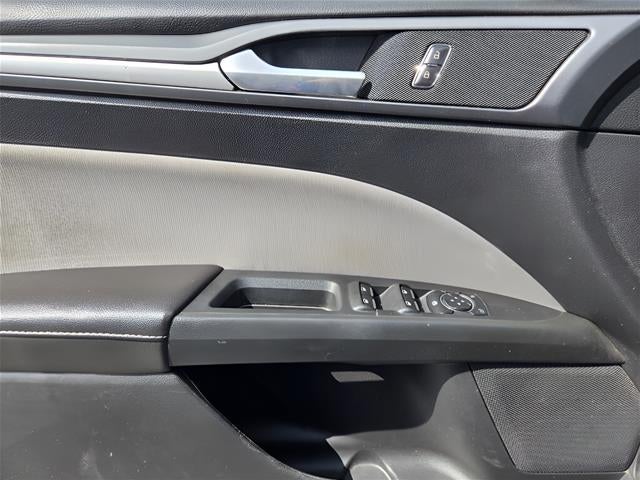 2016 Ford Fusion S