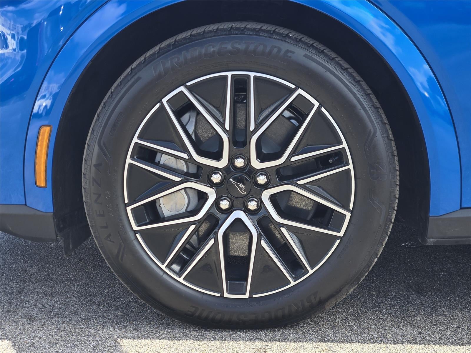 2025 Ford MUSTANG MACH-E PREMIUM