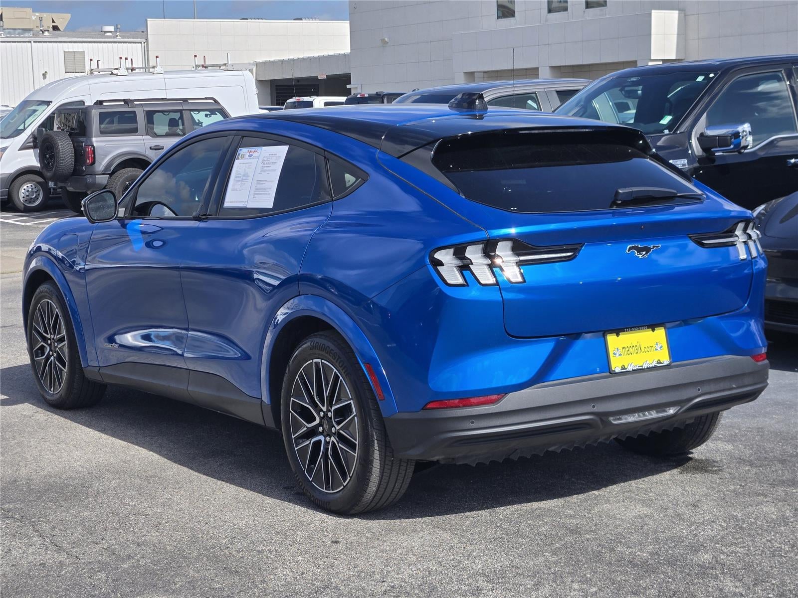 2025 Ford MUSTANG MACH-E PREMIUM