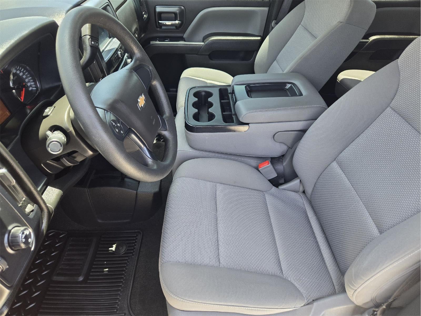 2018 Chevrolet Silverado 1500 Custom