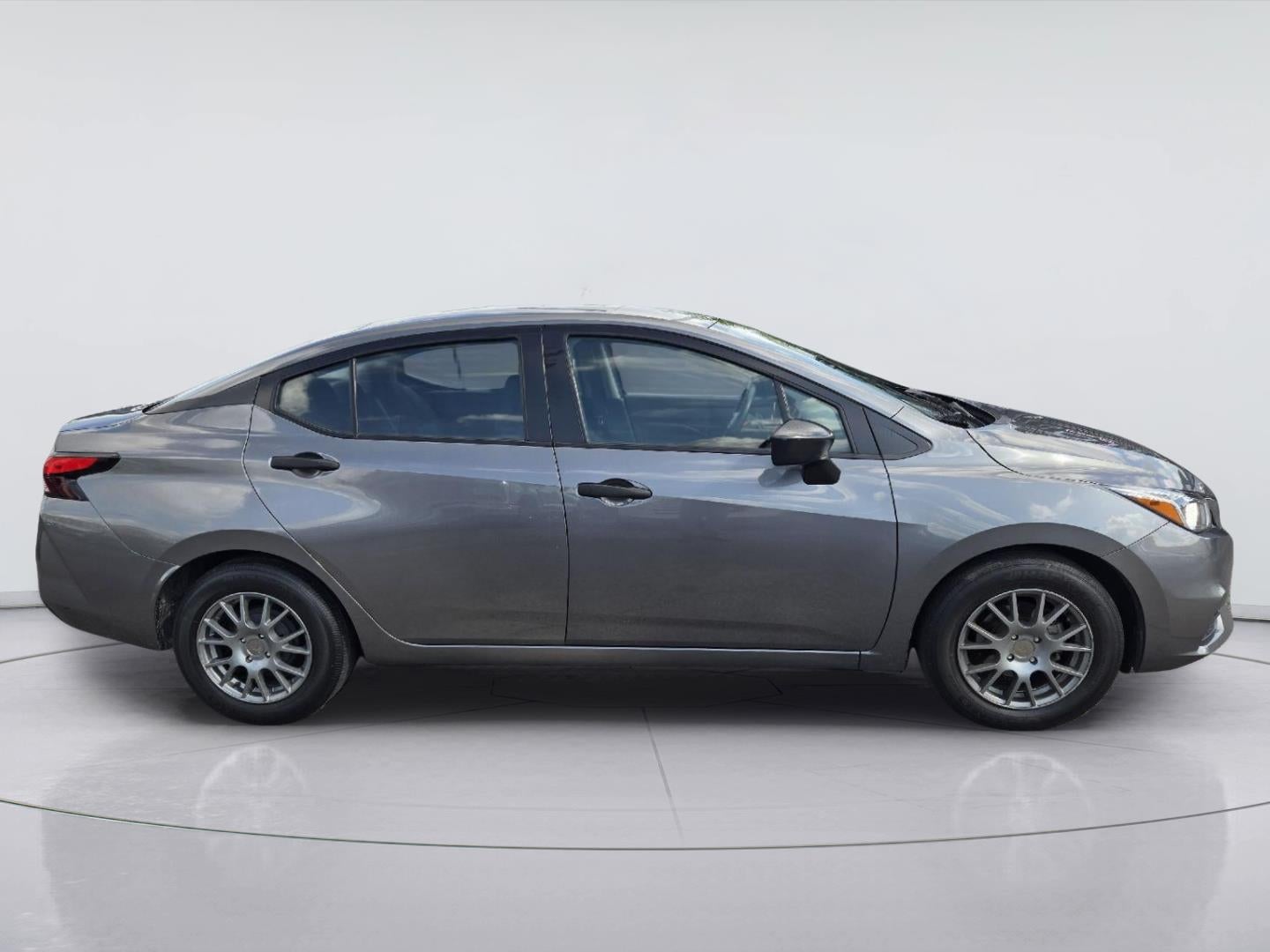 2022 Nissan Versa S