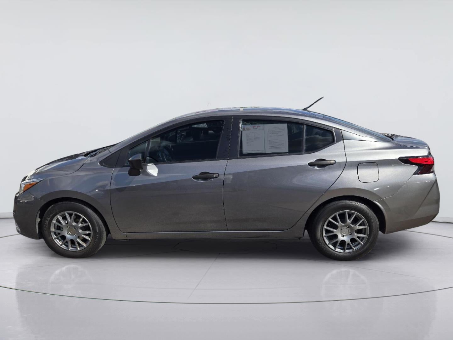 2022 Nissan Versa S