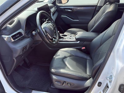 2023 Toyota Highlander Platinum