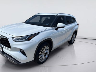 2023 Toyota Highlander Platinum