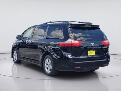 2018 Toyota Sienna LE 8-Passenger