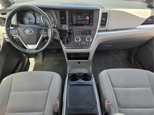 2018 Toyota Sienna LE 8-Passenger