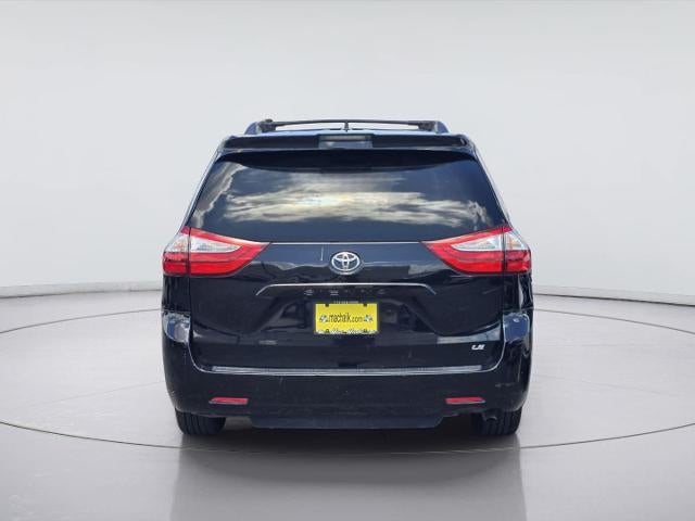 2018 Toyota Sienna LE 8-Passenger
