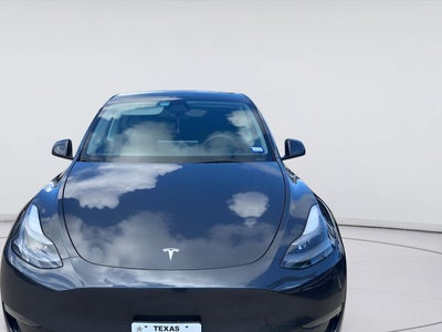 2024 Tesla Modely Base