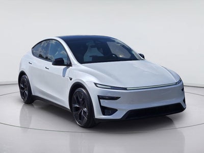 2026 Tesla Model Y Performance