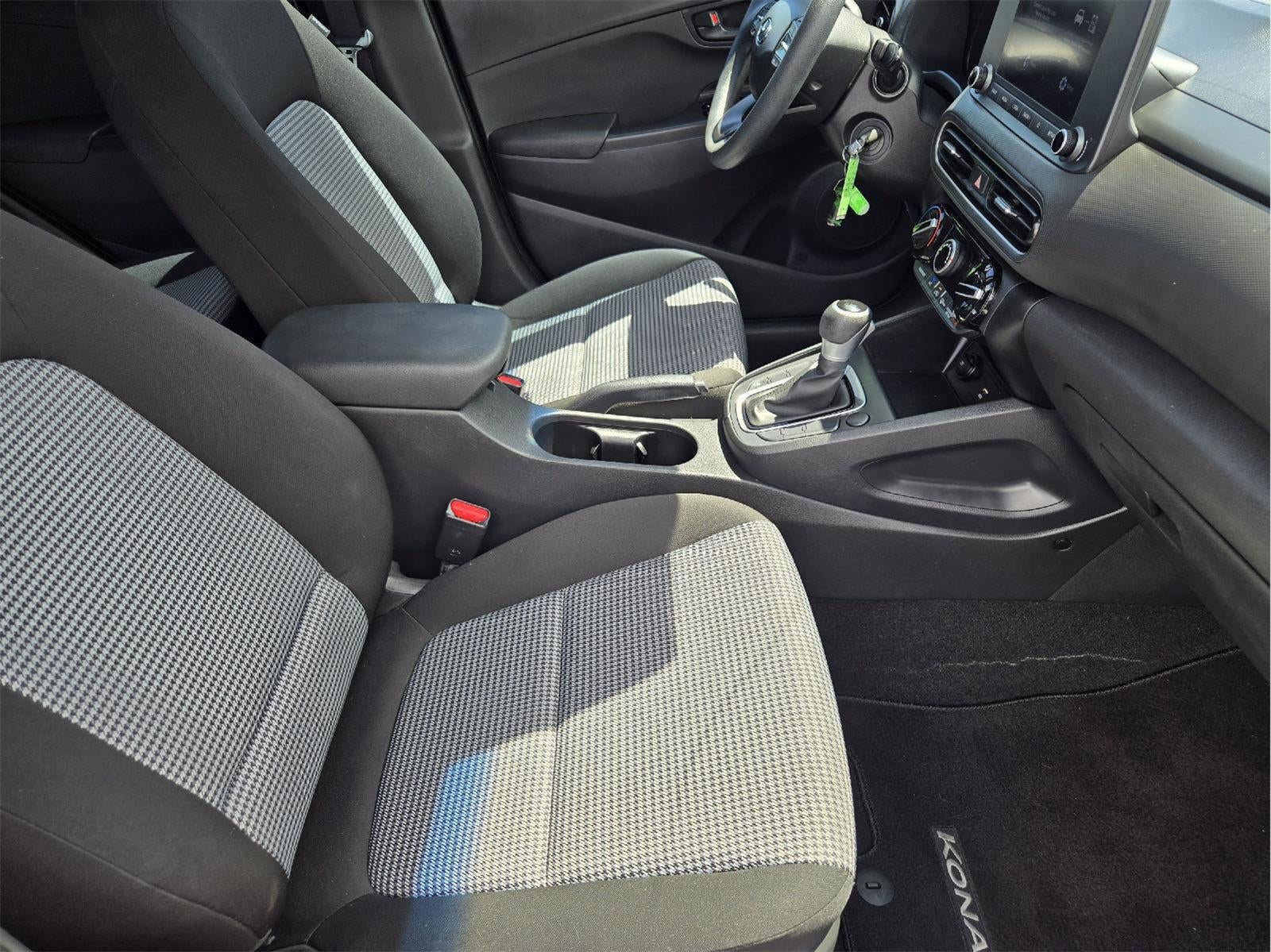2022 Hyundai Kona SE