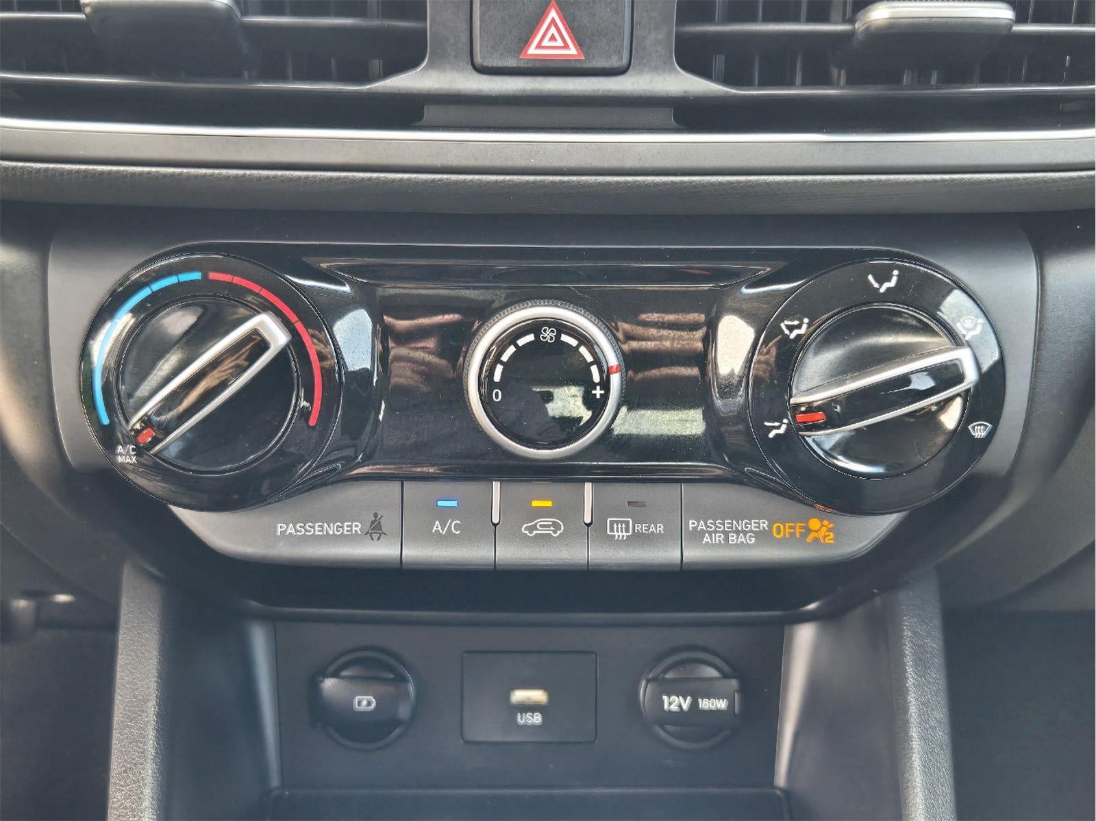 2022 Hyundai Kona SE