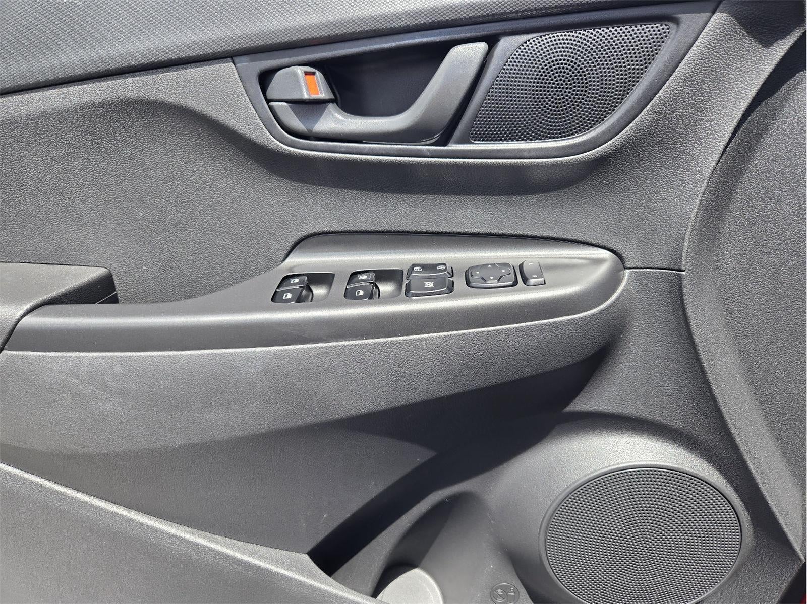 2022 Hyundai Kona SE