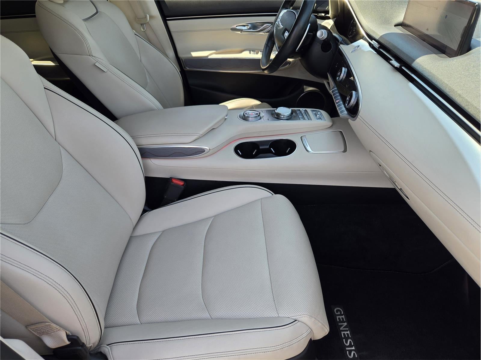 2022 Genesis GV70 2.5T